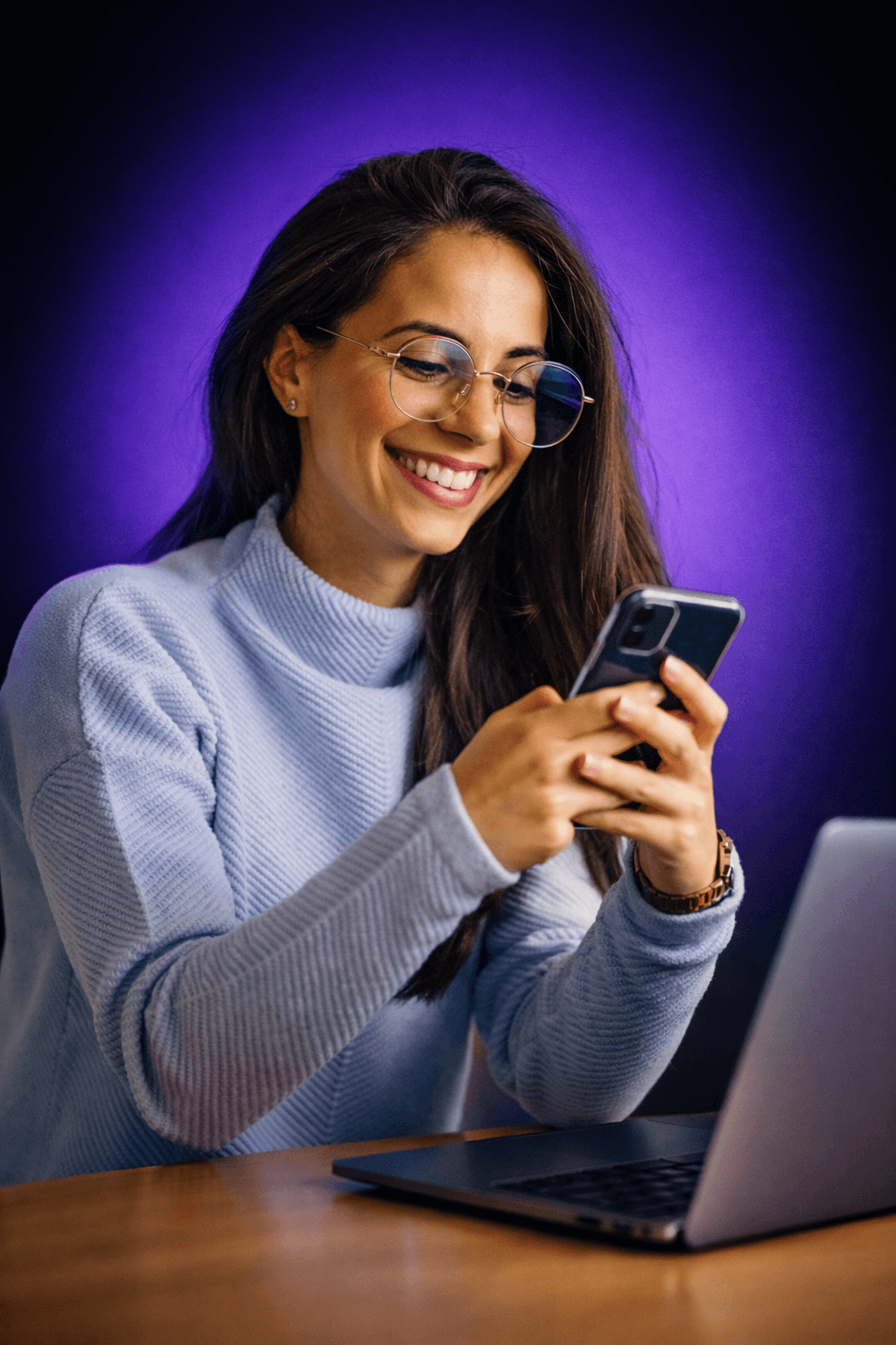 Mujer representando claridad y energía mental